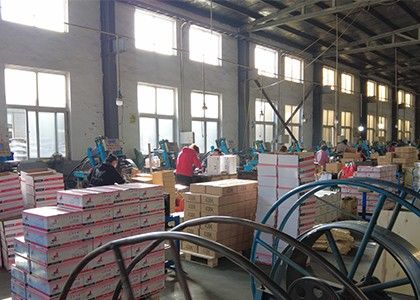 Our package workshop for stinless steel fasteners